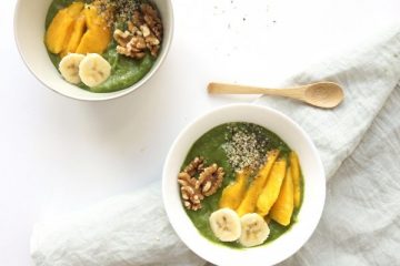 green smoothie bowl