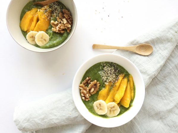 green smoothie bowl