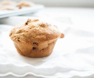 spelt-bananenmuffins met rozijnen