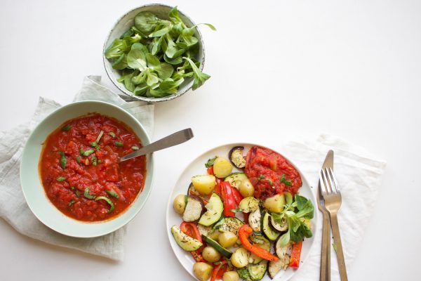 Geroosterde groenten tomatensaus