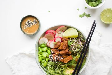 Vegan poke bowl