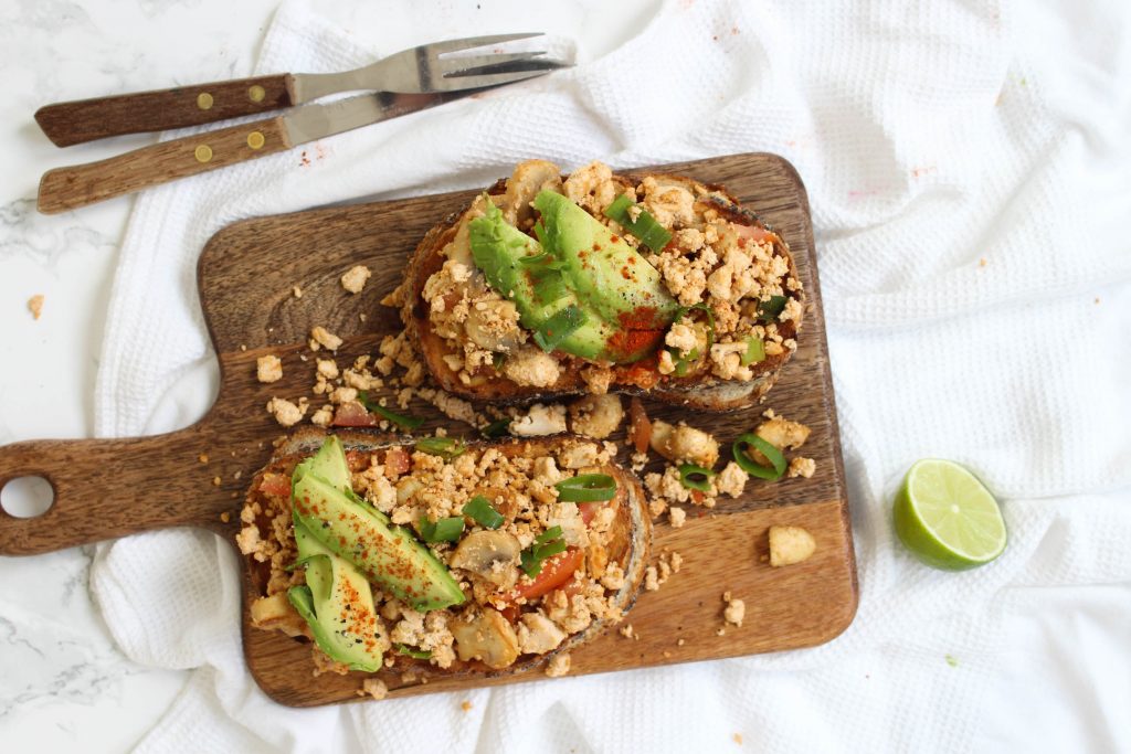 Toast scrambled tofu