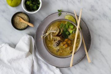 groene curry soep met noedels
