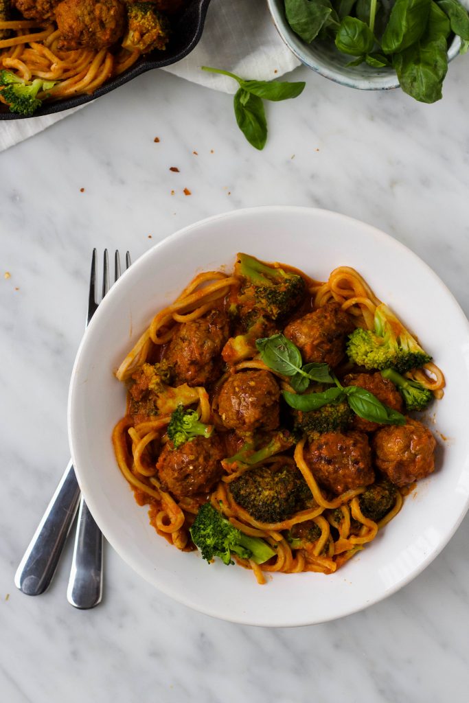 spaghetti met rode saus