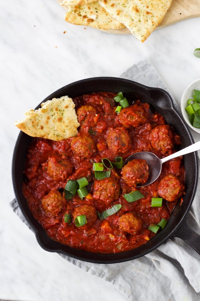 vegetarische balletjes tomatensaus