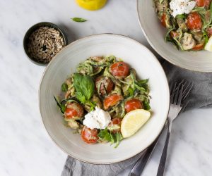 Courgetti met ricotta pesto