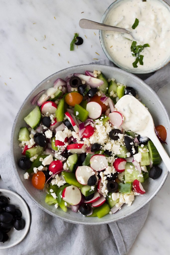 Griekse salade tzatziki