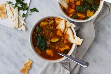 Tomaat-linzensoep met zoete aardappel