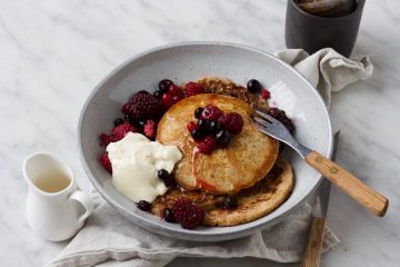 vegan pancakes fruit