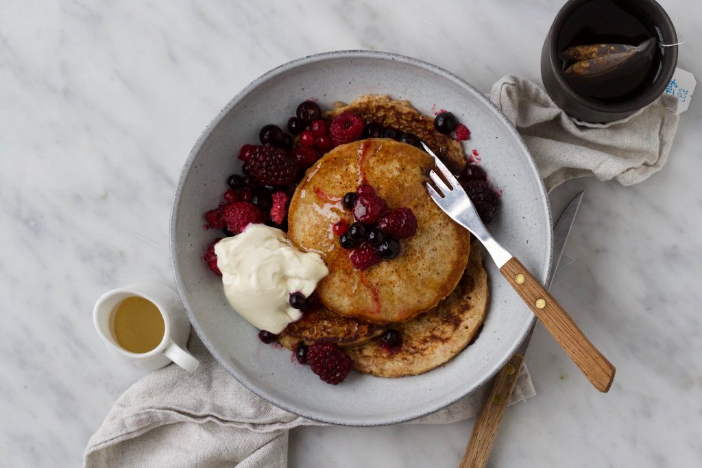 vegan pancakes fruit