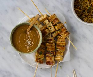 Gegrilde tofu sate