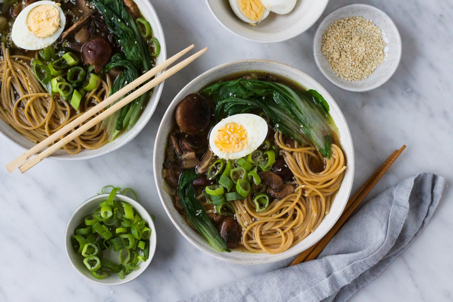 BBWELL Ramen Kom Keramiek, 2×1000ML Keramische Japanse Ramen Noedels Soepkom ,Keramische Ramenkommen, Zwarte Ramen Bowl Set Voor Instantnoedels, Soep, Noedel, Udon en Soba
