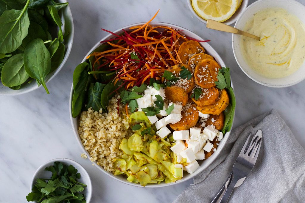 salade bowl zoete aardappel feta