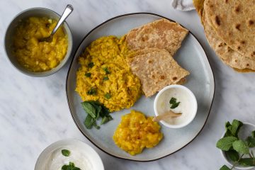 Indiase dahl brood chutney